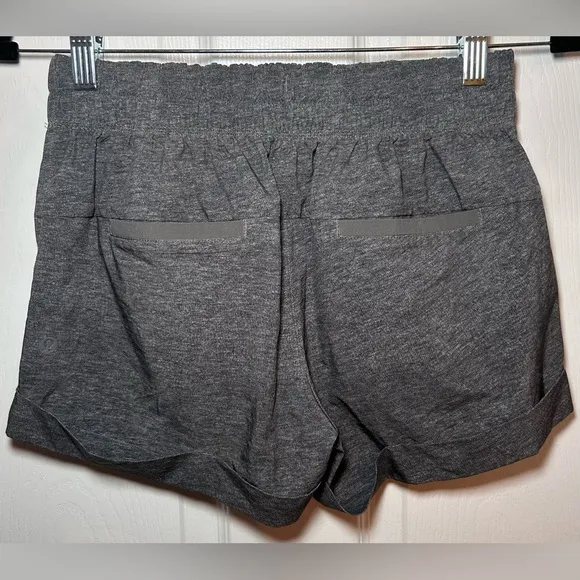 22. Lululemon Spring Break Away Short II- Heathered Texture Printed Grey/ Size 4