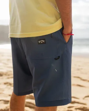 Billabong Surftrek Trail Technical Elasticized Shorts