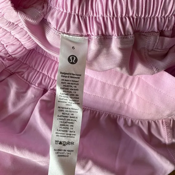 NWT Lululemon x Peloton Hotty Hot High-Rise Lined Short 4&quot; Sz 6 VitaPink