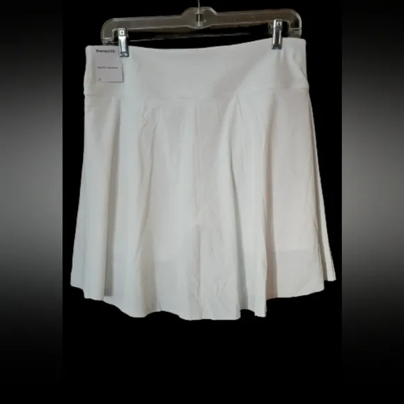*NWT Nike Women's 17&quot; Dri-FIT Advantage Golf Skort