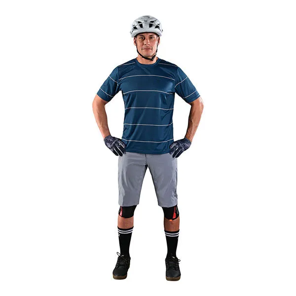 Short flowline gray