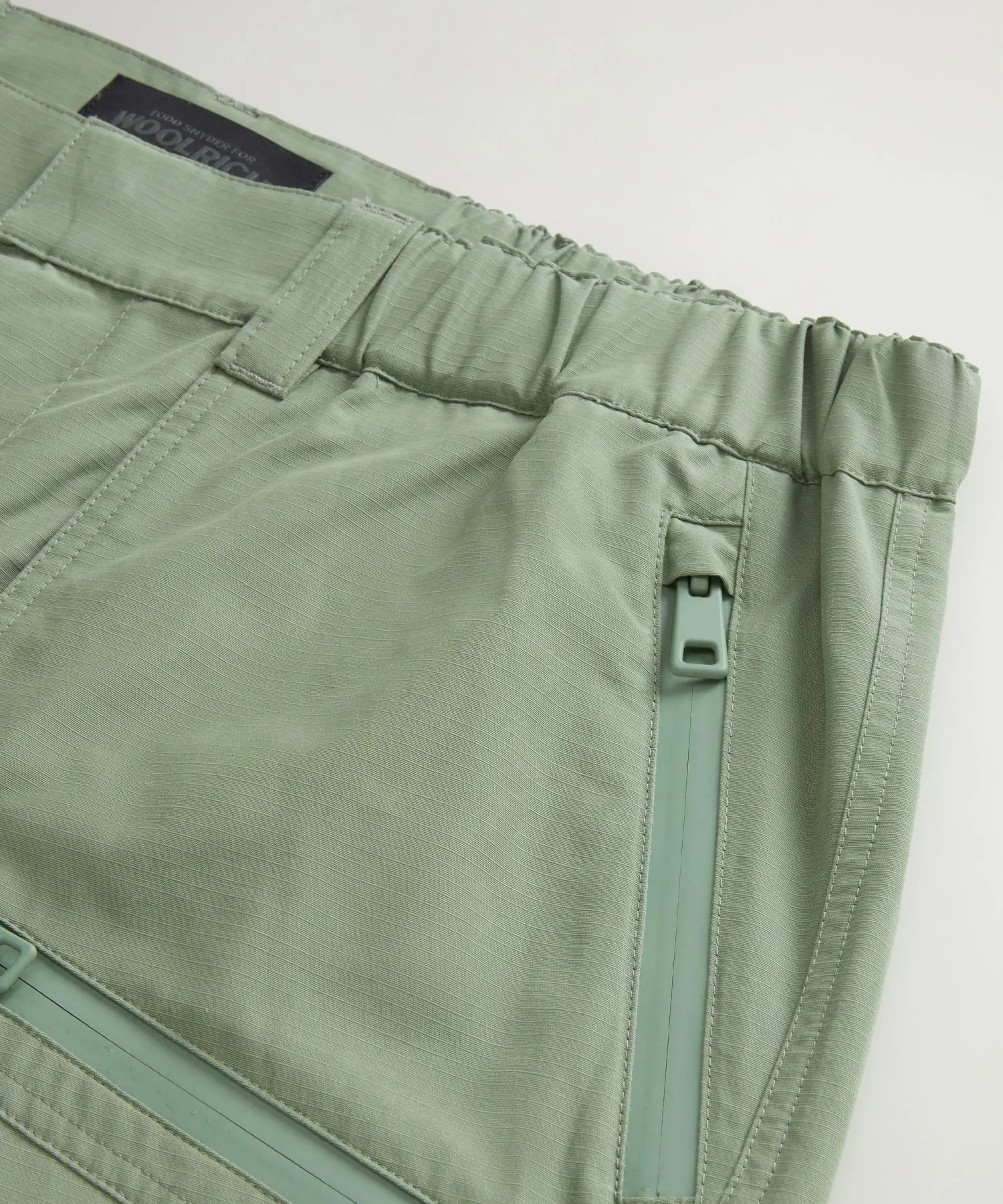Todd Snyder x Woolrich Zip Pant in Sage
