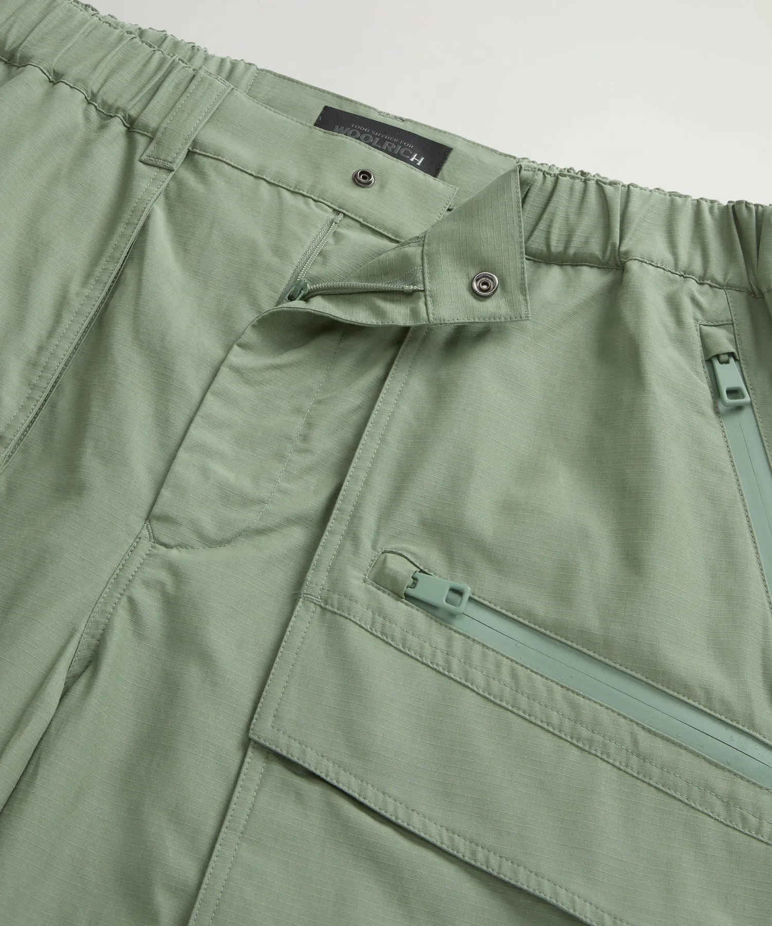 Todd Snyder x Woolrich Zip Pant in Sage