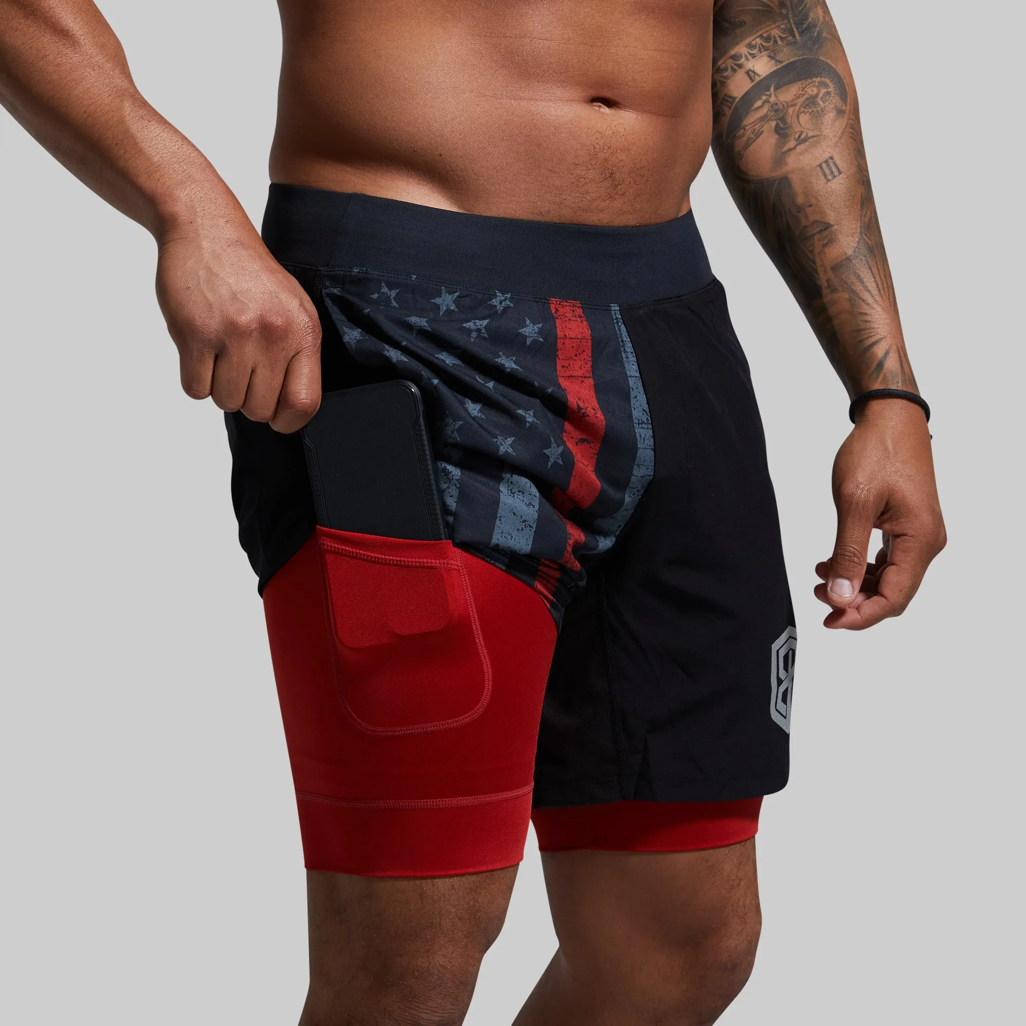 Versatile Short w/ Compression 7" (Thin Red Line Gunmetal)