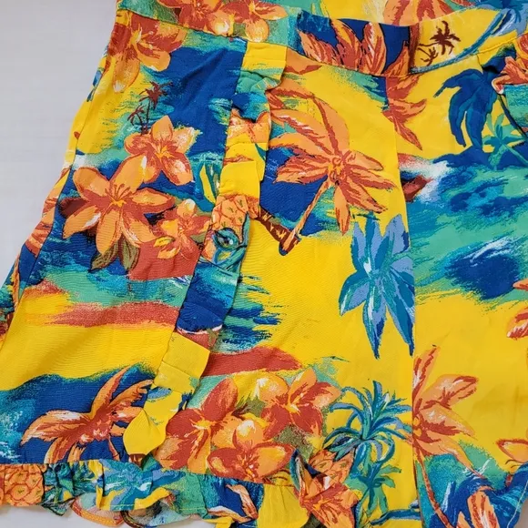 ZARA Hawaiian Palm Trees ruffle print Yellow Small